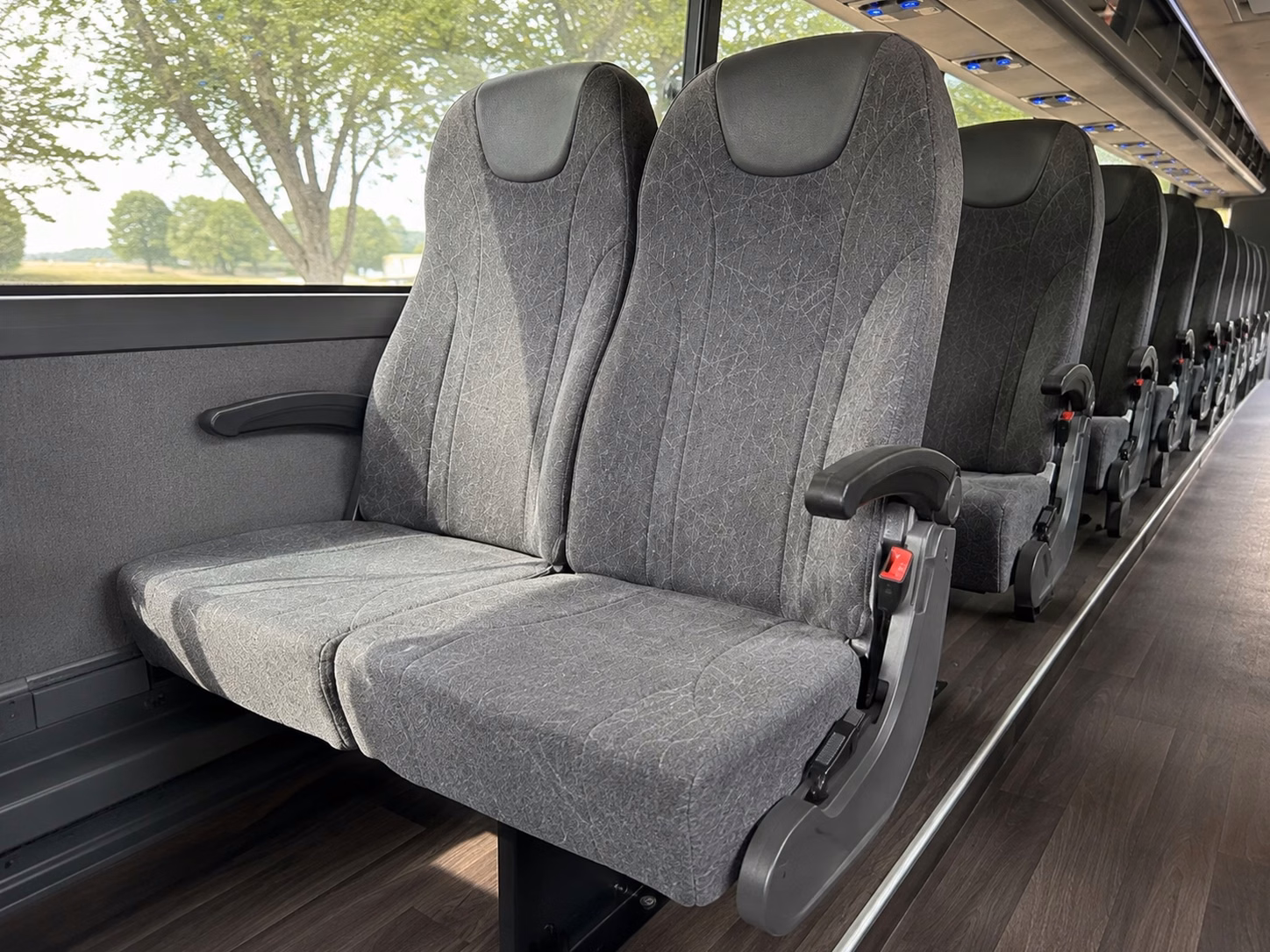 compare bus rentals in redford the easy way