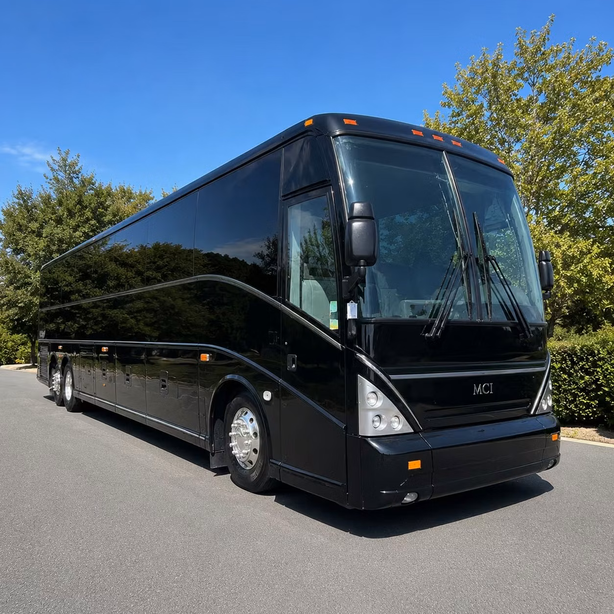 dod compliant and ada accessible charter bus options for redford military groups