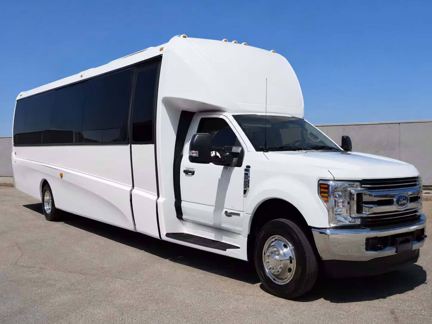minibuses and charter buses for larger redford prom groups